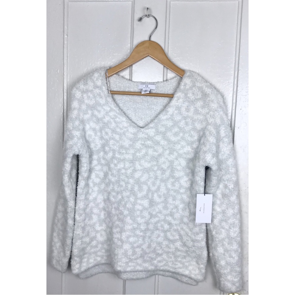 NWT : H by Halston : size S : leopard print fleece plush sherpa v-neck sweater